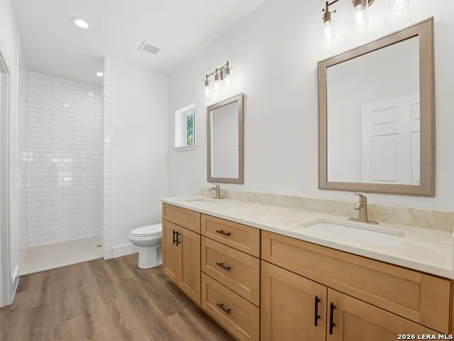 613 Elm St Kerrville, TX 78028