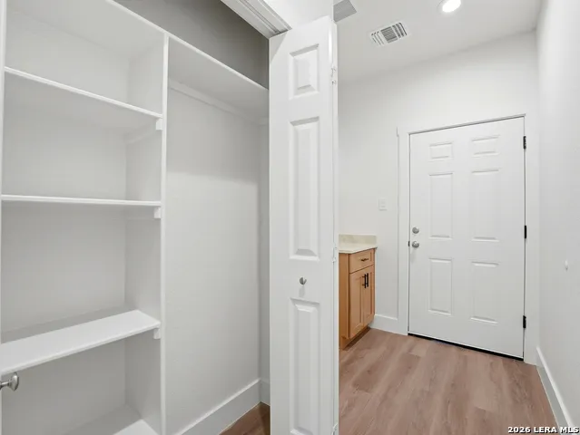 613 Elm St Kerrville, TX 78028