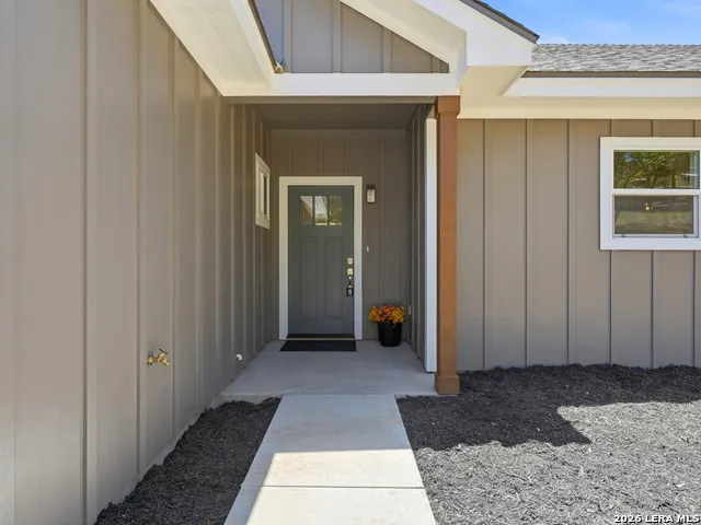613 Elm St Kerrville, TX 78028