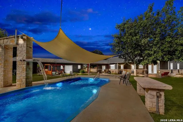 14805 LADD RD Atascosa, TX 78002