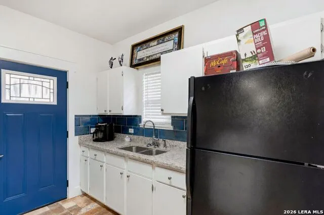 14805 LADD RD Atascosa, TX 78002
