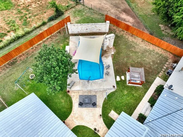 14805 LADD RD Atascosa, TX 78002