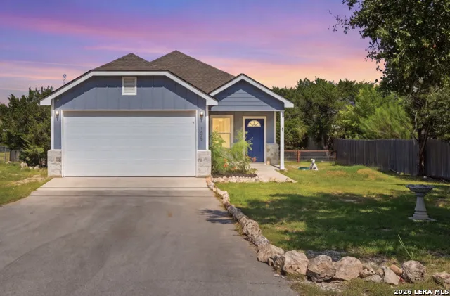 1135 Hedgestone Canyon Lake, TX 78133