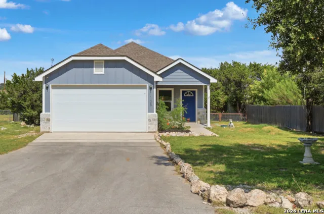 1135 Hedgestone Canyon Lake, TX 78133