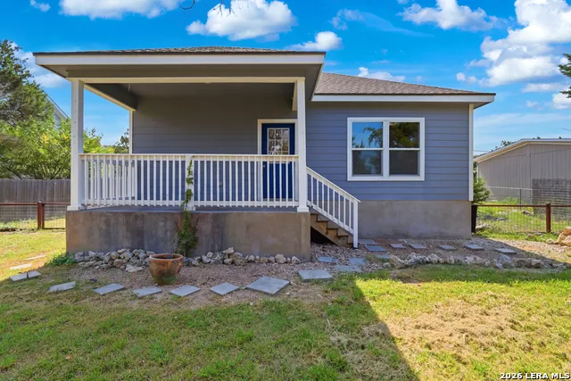 1135 Hedgestone Canyon Lake, TX 78133