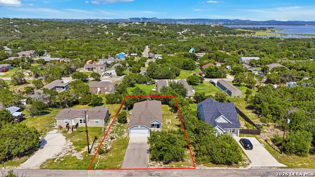 1135 Hedgestone Canyon Lake, TX 78133