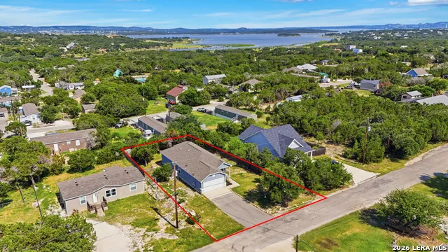 1135 Hedgestone Canyon Lake, TX 78133