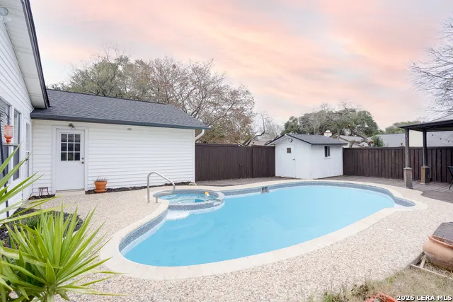 13718 Pebble Point San Antonio, TX 78231