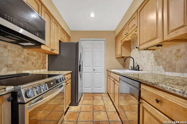 7701 WURZBACH RD #1802 San Antonio, TX 78229