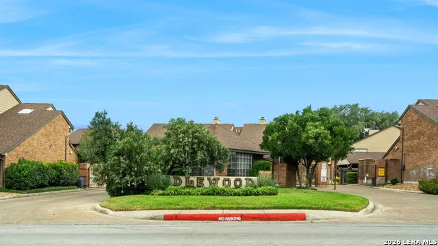 3605 Hidden Dr. #A6 San Antonio, TX 78217