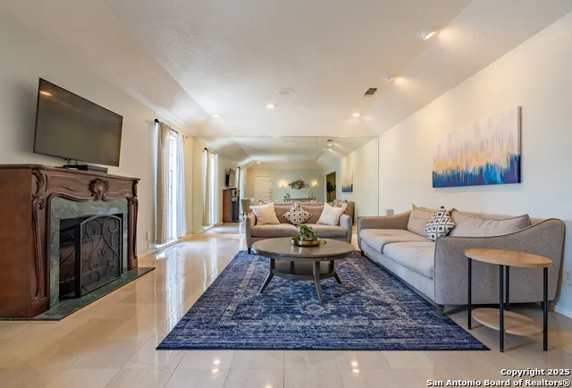 8033 New Braunfels Ave #500C San Antonio, TX 78209