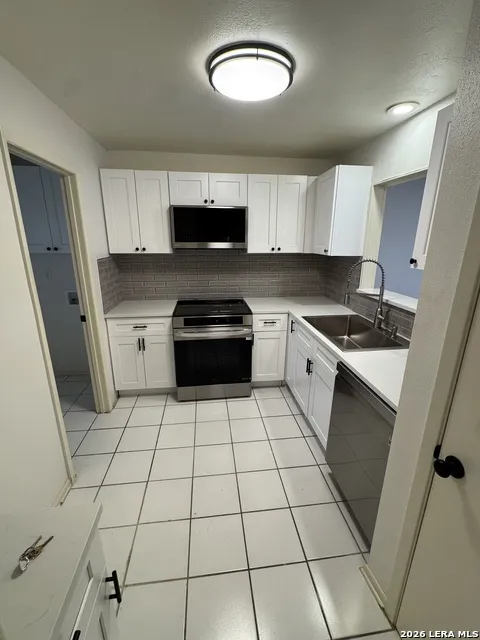 11303 Vance Jackson Rd #H2 San Antonio, TX 78230