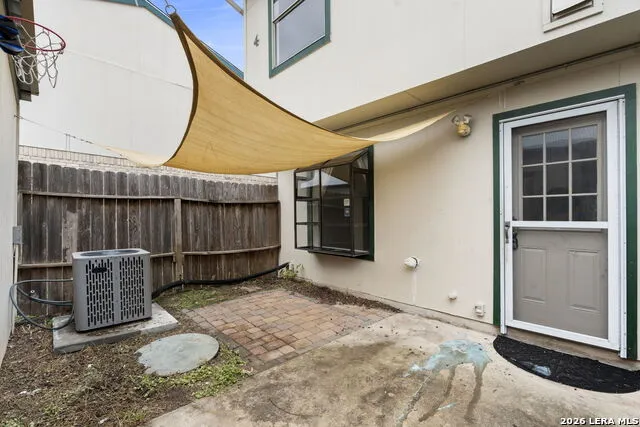 4949 Hamilton Wolfe #4101 San Antonio, TX 78229