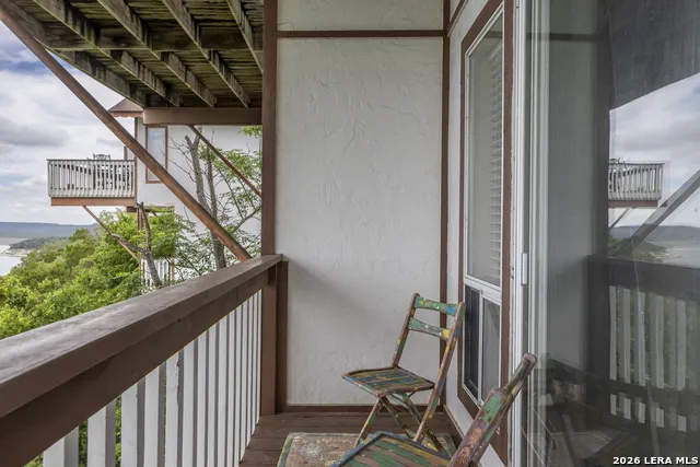1601 LARSON DR #UNIT 2 Canyon Lake, TX 78133