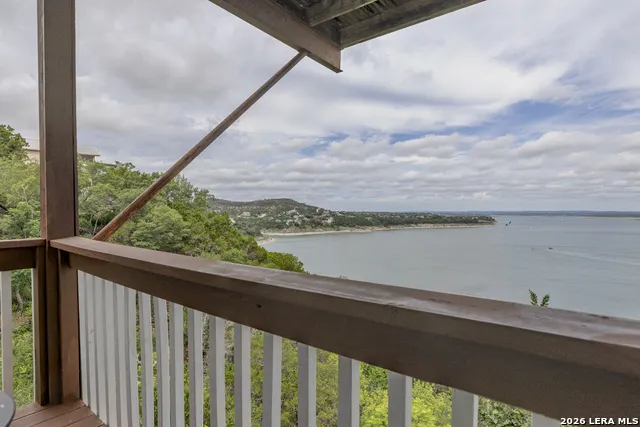 1601 LARSON DR #UNIT 2 Canyon Lake, TX 78133