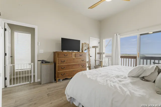 1601 LARSON DR #UNIT 2 Canyon Lake, TX 78133