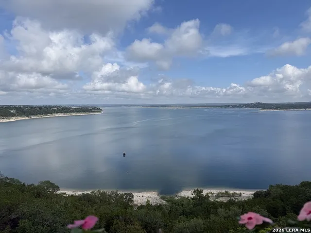 1601 LARSON DR #UNIT 2 Canyon Lake, TX 78133