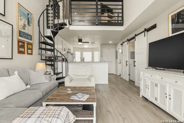 1601 LARSON DR #UNIT 2 Canyon Lake, TX 78133