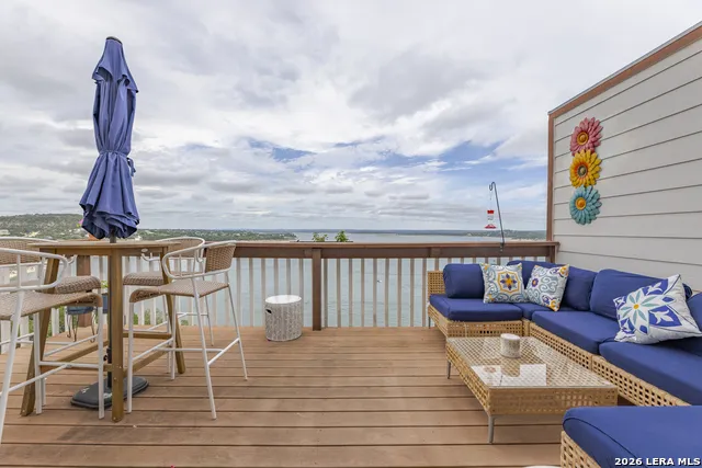 1601 LARSON DR #UNIT 2 Canyon Lake, TX 78133