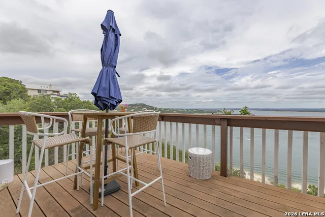 1601 LARSON DR #UNIT 2 Canyon Lake, TX 78133