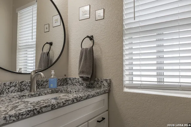 1601 LARSON DR #UNIT 2 Canyon Lake, TX 78133