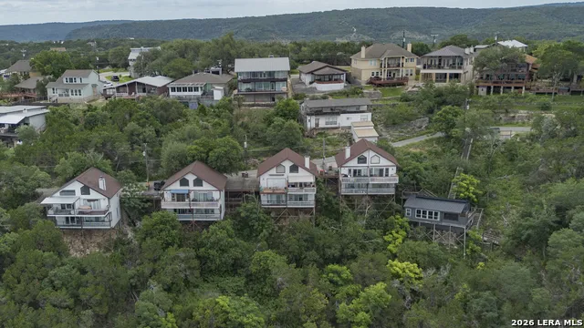 1601 LARSON DR #UNIT 2 Canyon Lake, TX 78133