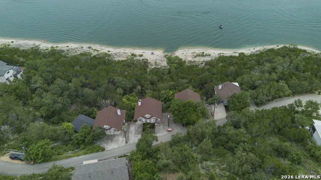 1601 LARSON DR #UNIT 2 Canyon Lake, TX 78133