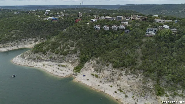 1601 LARSON DR #UNIT 2 Canyon Lake, TX 78133
