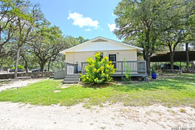 321 HIGH LOW DR New Braunfels, TX 78132