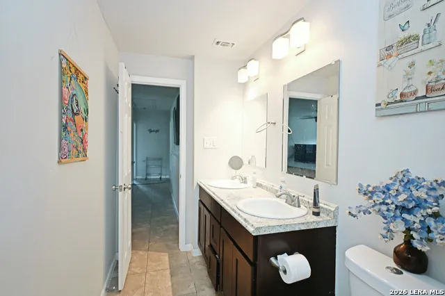 321 HIGH LOW DR New Braunfels, TX 78132