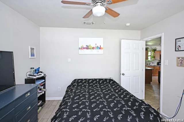 321 HIGH LOW DR New Braunfels, TX 78132