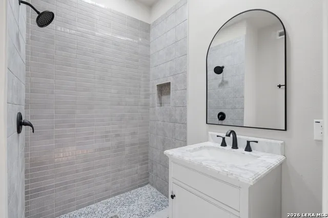608 Labor San Antonio, TX 78210