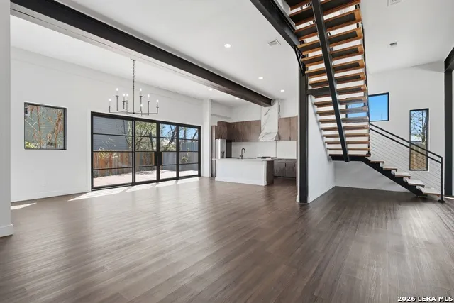 608 Labor San Antonio, TX 78210