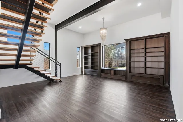 608 Labor San Antonio, TX 78210