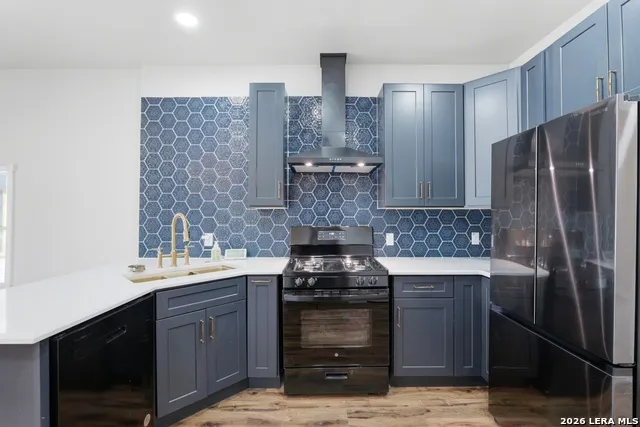 608 Labor San Antonio, TX 78210