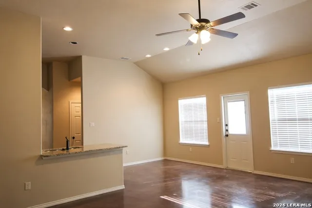 2617 - 2619 Pahmeyer Rd New Braunfels, TX 78130