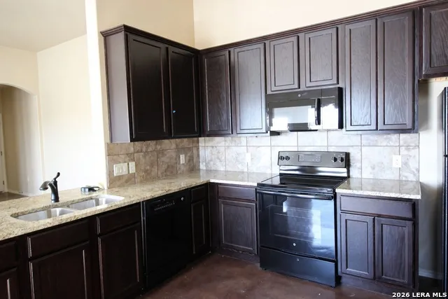 2617 - 2619 Pahmeyer Rd New Braunfels, TX 78130