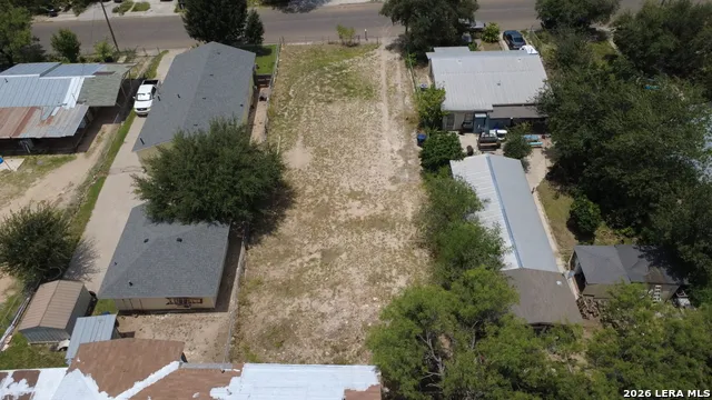 246 COMAL ST Eagle Pass, TX 78852