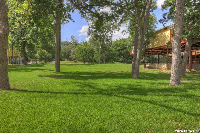 1155 Ethel Seguin, TX 78155