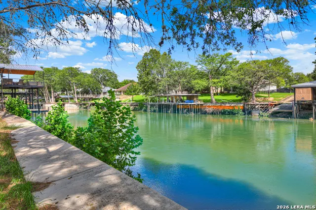 1155 Ethel Seguin, TX 78155