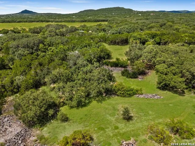 0 Alabama St Lakehills, TX 78063