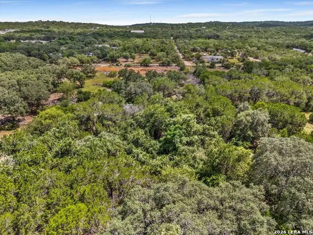 0 Alabama St Lakehills, TX 78063