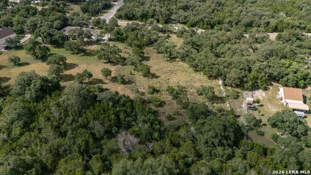225 SHADY HOLW New Braunfels, TX 78132