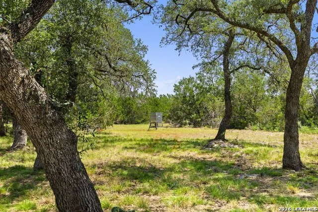 118 CRESTVIEW DR Johnson City, TX 78636