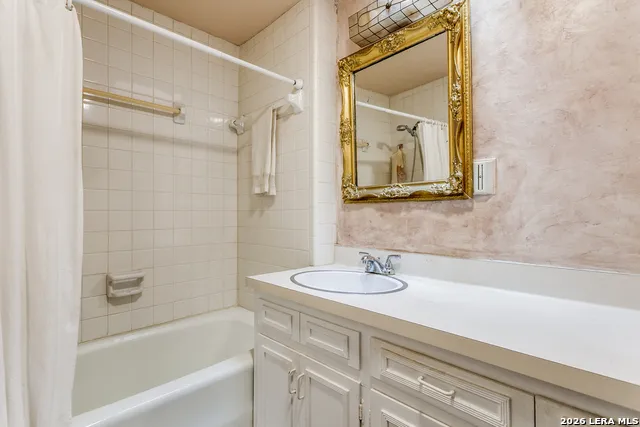 231 E Sunset San Antonio, TX 78209