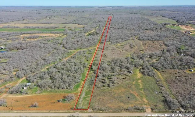 6093 Leal Pleasanton, TX 78064