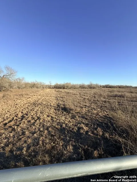 6093 Leal Pleasanton, TX 78064