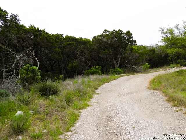 TBD Mountain Drive Lakehills, TX 78063