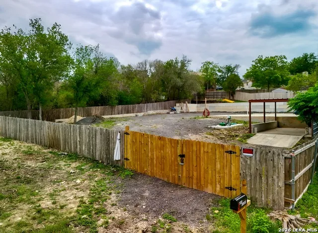 6514 Gilder San Antonio, TX 78233