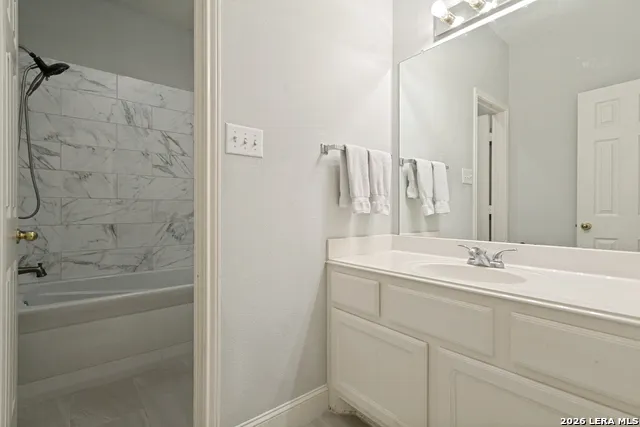 145 ELIZABETH RD Alamo Heights, TX 78209